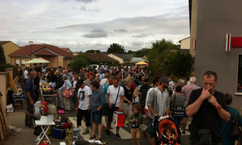 Grosse affluence au vide-grenier