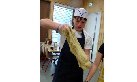 Atelier autour du pain avec le C.M.J