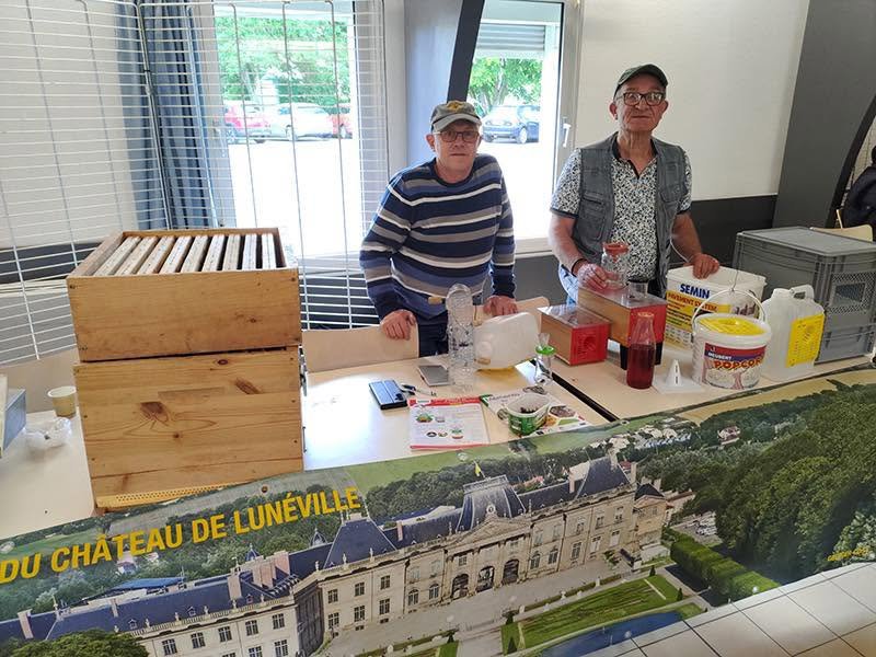 Bourse aux plantes