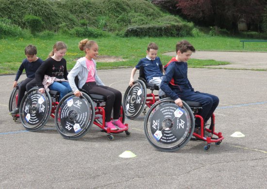 Après-midi handisport à l'école Barrès